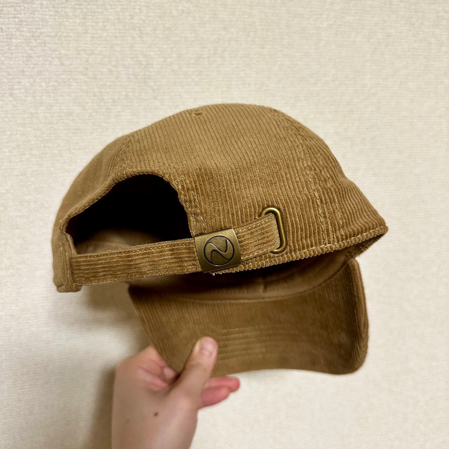 コーデュロイ刺繍キャップ